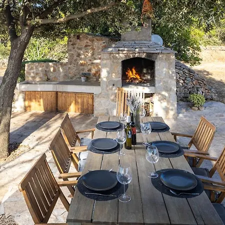 Humac Hvar Poljica (Hvar)